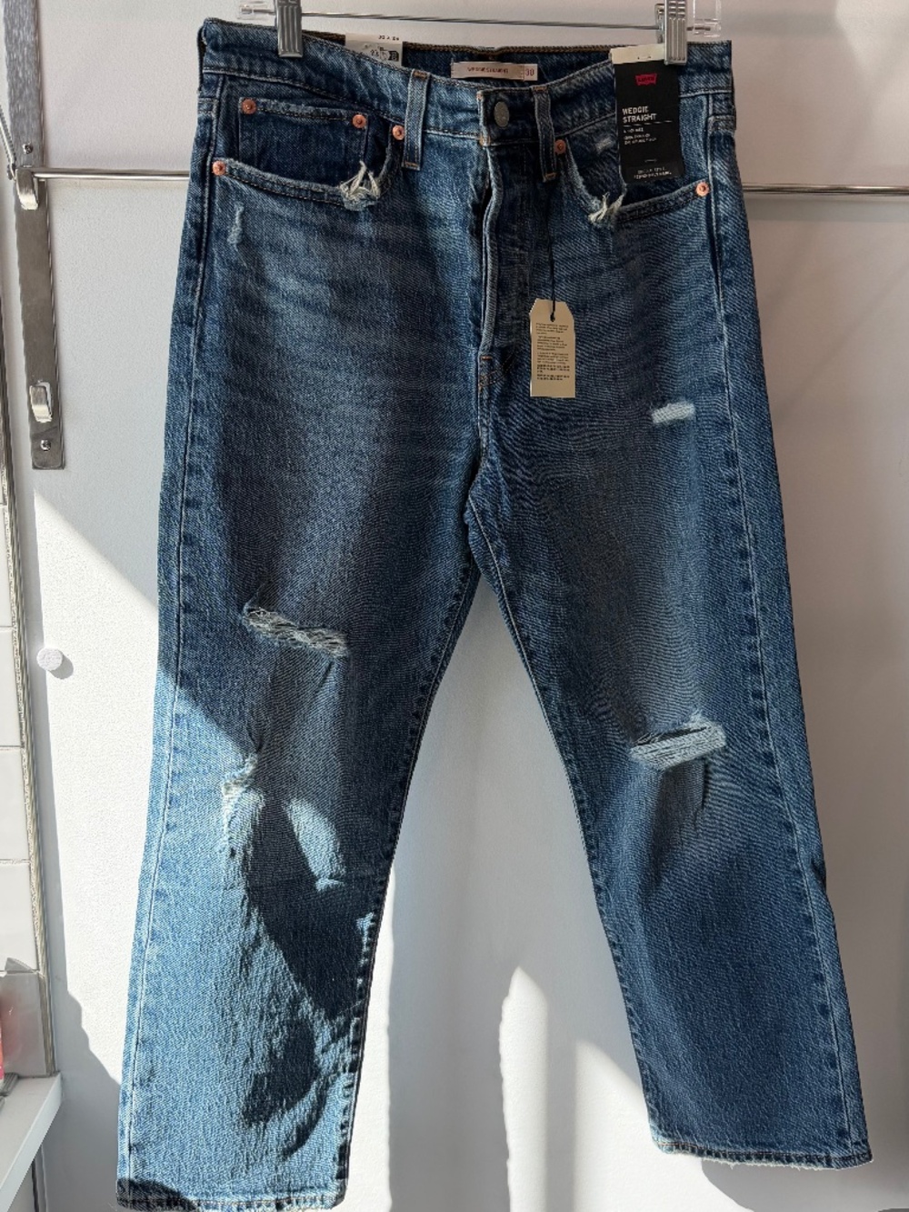 Levi's Wedgie Straight Distressed Women's 30 x 26 NWT